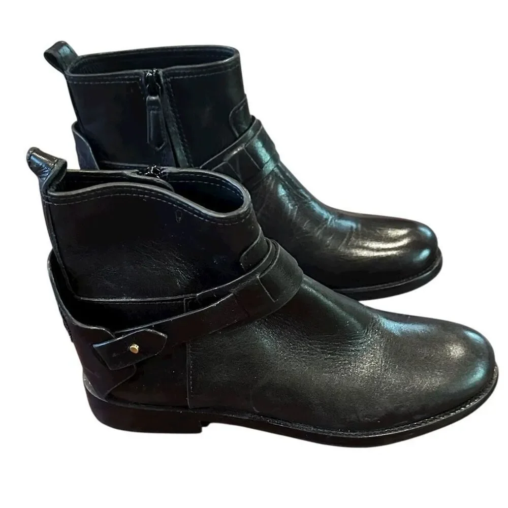 Tory Burch Colton Black Leather Logo Bootie NWOB Size 5 1/2